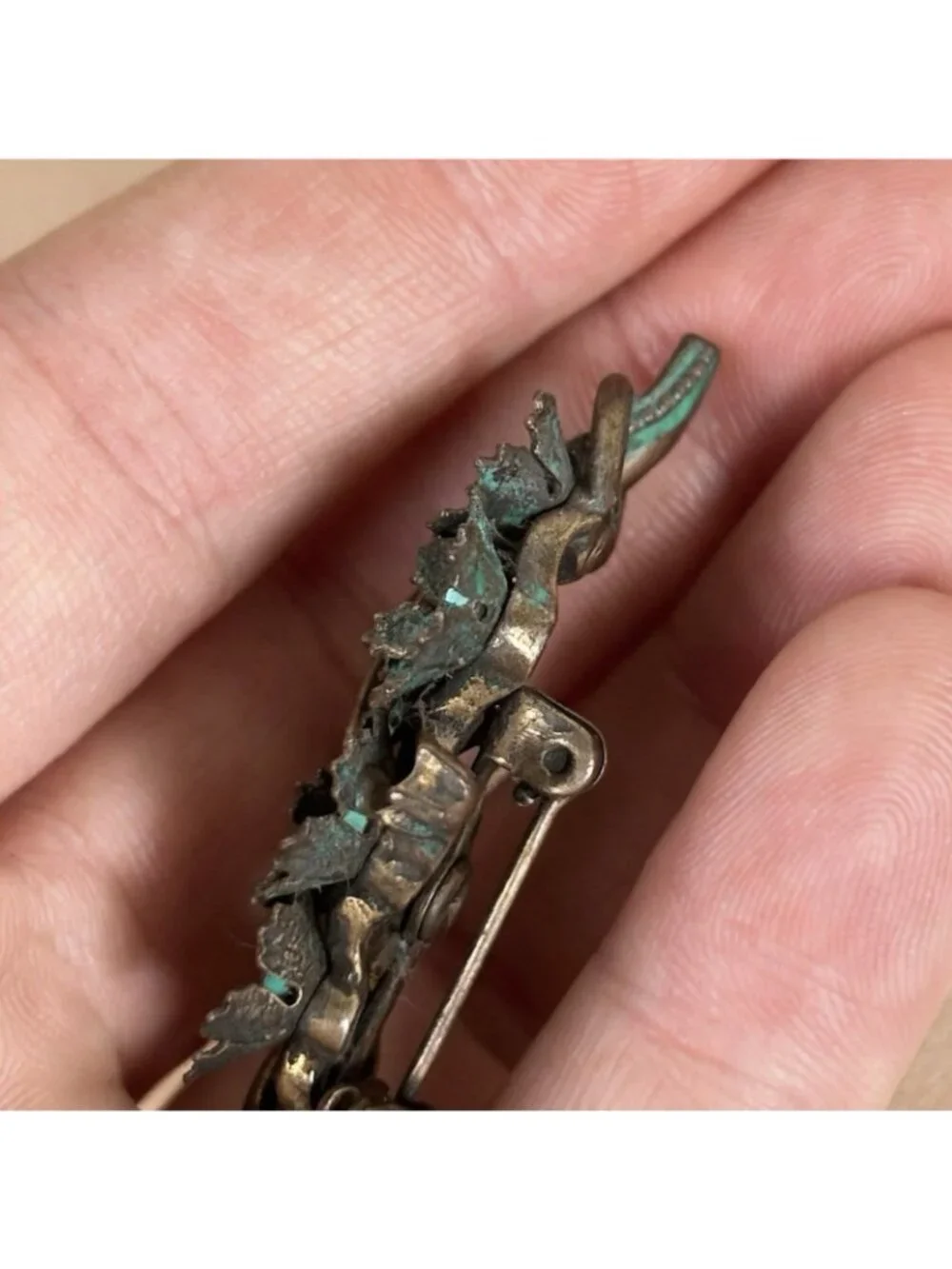 Vintage Art Nouveau Revival Floral Brooch Antique Bronze AB Rhinestone C39